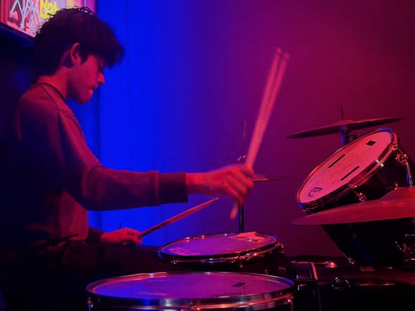 Alumno batería CEART